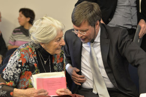 Betty in gesprek met Jan Peter